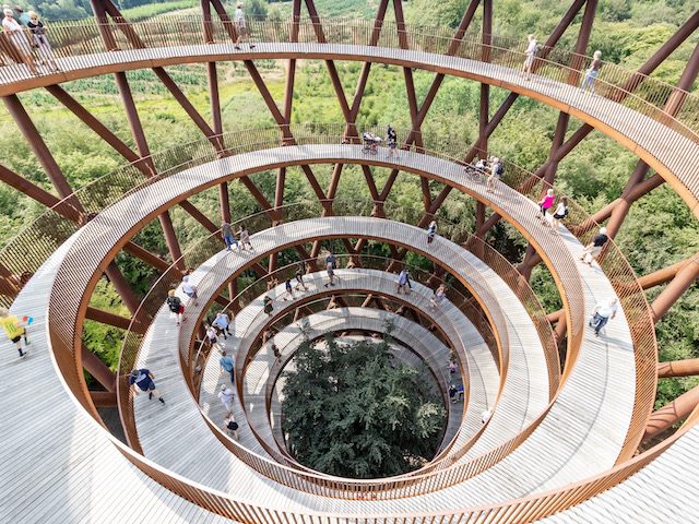 winding stair going up