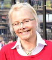 dr. gail barnes headshot