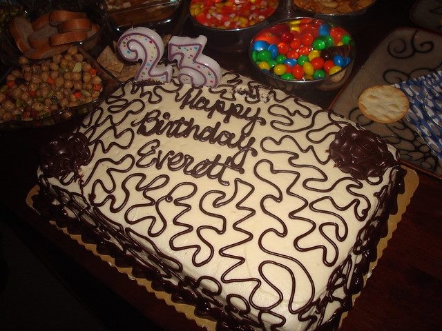 A cake with "Happy Birthday Everett" written on it