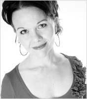2015-28-April-Lisa-Davis.jpg