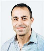 Ali Ghodsi headshot