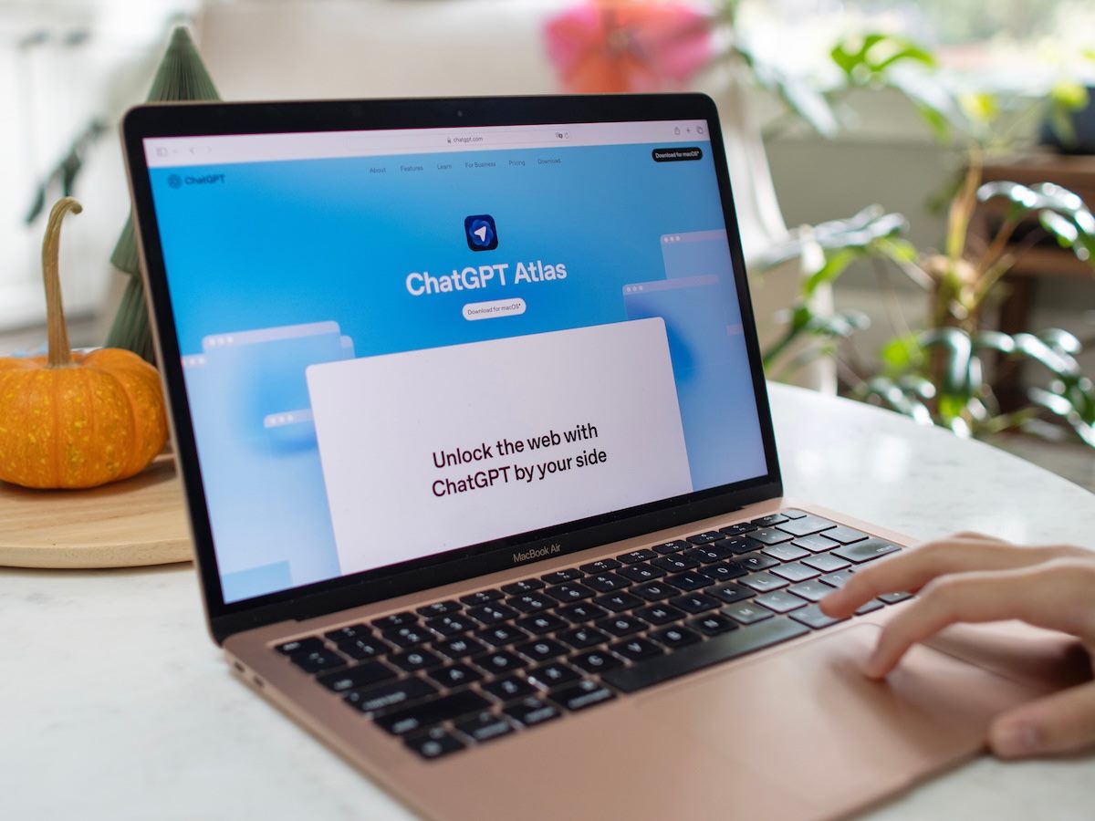 ChatGPT Atlas download page on a computer