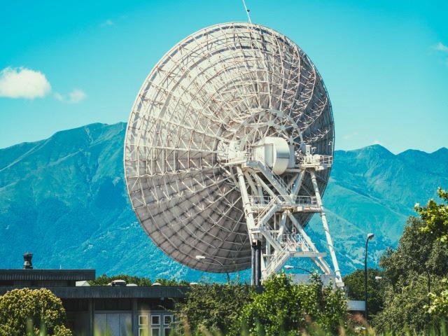 radar picking up signals