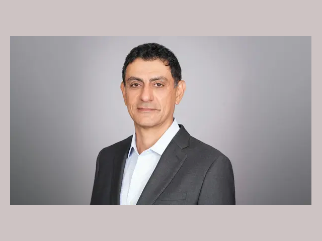 Ben Shahshahani headshot.