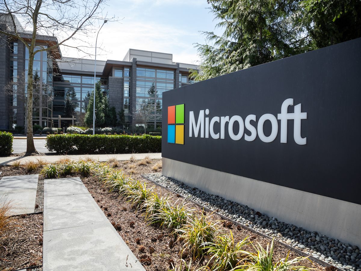 Microsoft sign in front of building