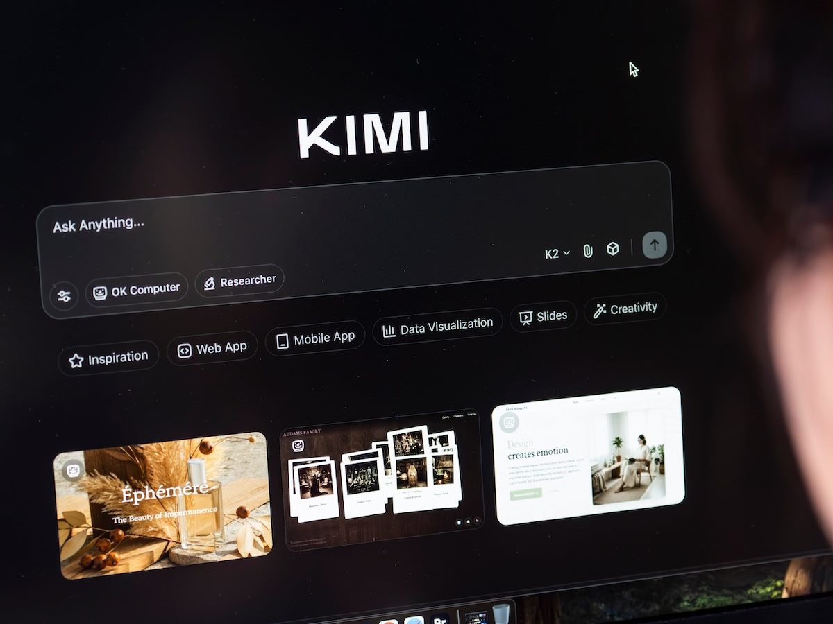 a person using the Kimi AI chatbot on a computer